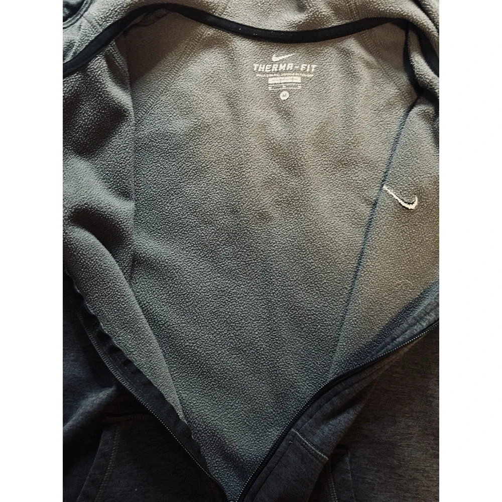 Nike Therma Fit Women's Medium Full Zip Running Sweatshirt Lightweight ThumbHole